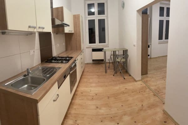 Prenájom bytu 2-izbový 44 m², Jírovcova, České Budějovice Prenájom bytu 2-izbový 44 m², Jírovcova, České Budějovice