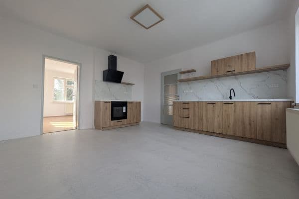 Prenájom bytu 2-izbový 90 m², Dr. Filipa, Poděbrady Prenájom bytu 2-izbový 90 m², Dr. Filipa, Poděbrady