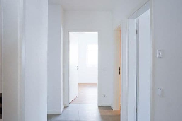 Prenájom bytu 4-izbový 96 m², Carl-Adam-Petri-Straße, Potsdam, Brandenbursko Prenájom bytu 4-izbový 96 m², Carl-Adam-Petri-Straße, Potsdam, Brandenbursko