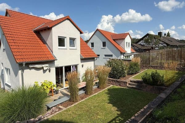 Predaj domu 152 m², pozemek 377 m², Untere Ebenung 12, Mömbris Predaj domu 152 m², pozemek 377 m², Untere Ebenung 12, Mömbris