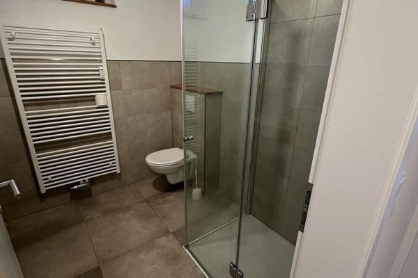 Prenájom bytu 3-izbový 80 m², Seck Prenájom bytu 3-izbový 80 m², Seck