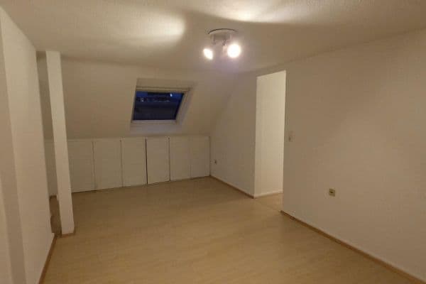 Prenájom bytu 2-izbový 43 m², Düsseldorf Prenájom bytu 2-izbový 43 m², Düsseldorf