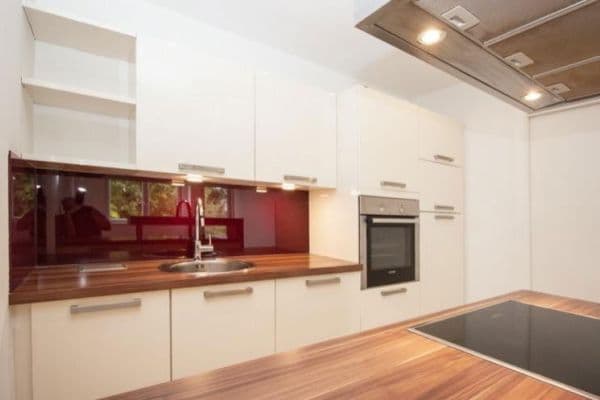 Prenájom bytu 3-izbový 82 m², wien, Viedeň Prenájom bytu 3-izbový 82 m², wien, Viedeň