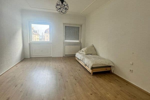 Prenájom bytu 3-izbový 76 m², Eisenstraße 21, Mannheim Prenájom bytu 3-izbový 76 m², Eisenstraße 21, Mannheim