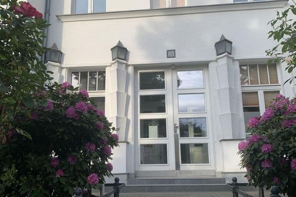 Prenájom kancelárie 14 m², Giesensdorfer Str. 29, BERLIN, Berlín Prenájom kancelárie 14 m², Giesensdorfer Str. 29, BERLIN, Berlín