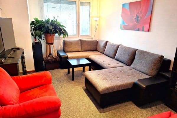 Prenájom bytu 3-izbový 73 m², Zdiměřická, Praha Prenájom bytu 3-izbový 73 m², Zdiměřická, Praha