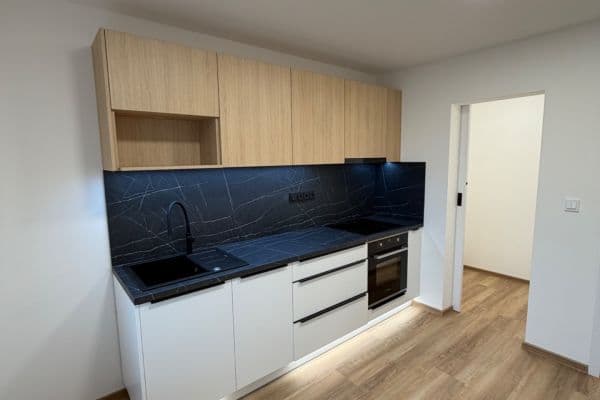 Prenájom bytu 2-izbový 76 m², Olšavní, Kunovice Prenájom bytu 2-izbový 76 m², Olšavní, Kunovice