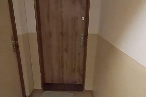 Prenájom bytu 1-izbový 46 m², Čsl. armády, Děčín Prenájom bytu 1-izbový 46 m², Čsl. armády, Děčín