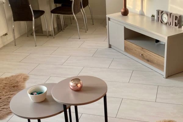 Prenájom bytu 3-izbový 64 m², Handkeho, Olomouc Prenájom bytu 3-izbový 64 m², Handkeho, Olomouc