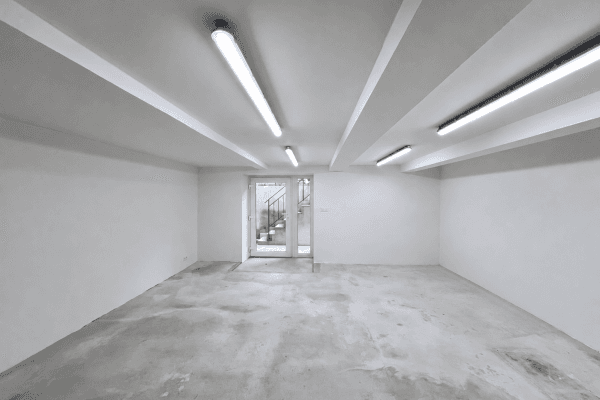 Predaj nebytového priestoru 35 m², Ve Stínu, Praha Predaj nebytového priestoru 35 m², Ve Stínu, Praha