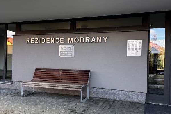 Prenájom bytu 2-izbový 68 m², Na Srážku, Praha Prenájom bytu 2-izbový 68 m², Na Srážku, Praha