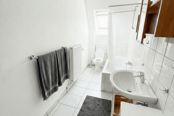 Prenájom bytu 3-izbový 100 m², Martinistraße 17A, Osnabrück, Dolné Sasko Prenájom bytu 3-izbový 100 m², Martinistraße 17A, Osnabrück, Dolné Sasko