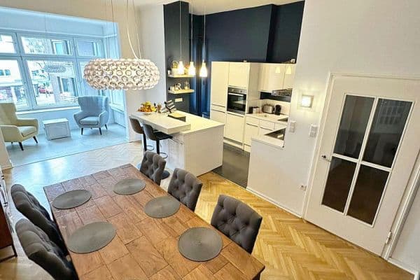 Predaj bytu 5-izbový 133 m², DÜSSELDORF Predaj bytu 5-izbový 133 m², DÜSSELDORF