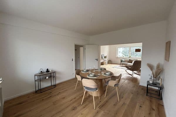 Predaj bytu 4-izbový 114 m², Theodor-Heuss-Ring 42, Köln Predaj bytu 4-izbový 114 m², Theodor-Heuss-Ring 42, Köln