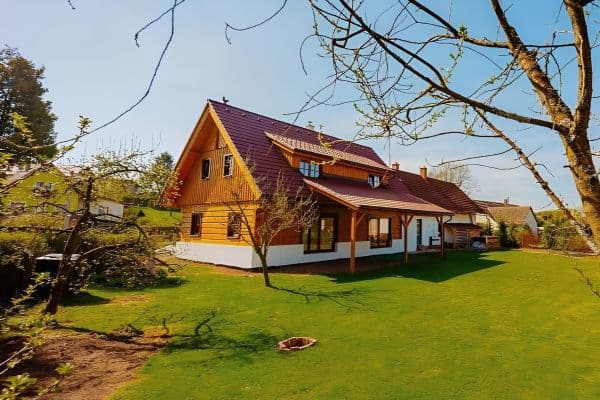 Prenájom rekreačného objektu, Lužany Prenájom rekreačného objektu, Lužany