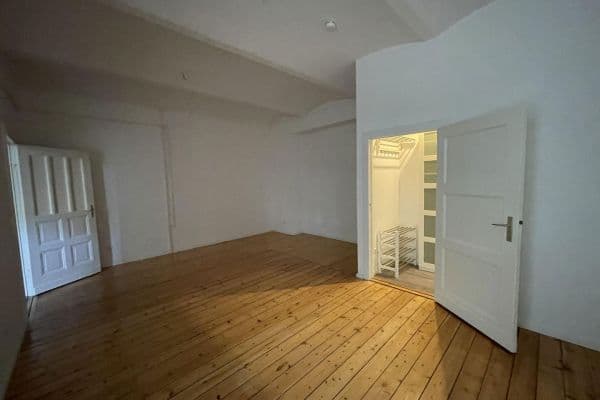 Prenájom bytu 1-izbový 45 m², Berlin, Berlín Prenájom bytu 1-izbový 45 m², Berlin, Berlín