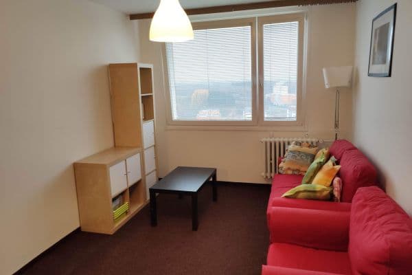 Prenájom bytu 2-izbový 43 m², Doubravická, Praha Prenájom bytu 2-izbový 43 m², Doubravická, Praha