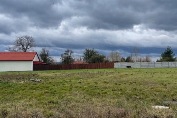 Predaj pozemku 600 m², Hrušov Predaj pozemku 600 m², Hrušov