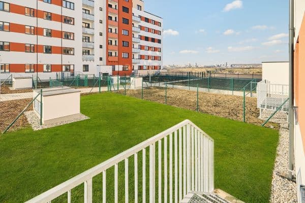 Prenájom bytu 3-izbový 64 m², Hermanové, Praha Prenájom bytu 3-izbový 64 m², Hermanové, Praha