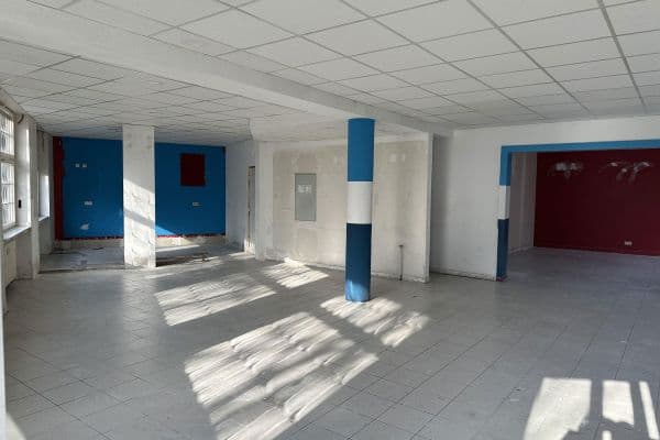 Prenájom nebytového priestoru 115 m², Am Ostpark 2, Essen Prenájom nebytového priestoru 115 m², Am Ostpark 2, Essen