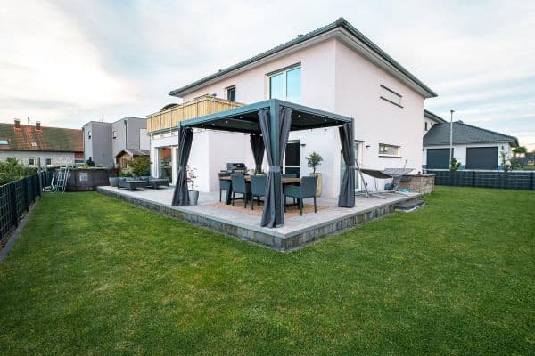 Predaj domu 210 m², pozemek 611 m², Schmalenberg Predaj domu 210 m², pozemek 611 m², Schmalenberg