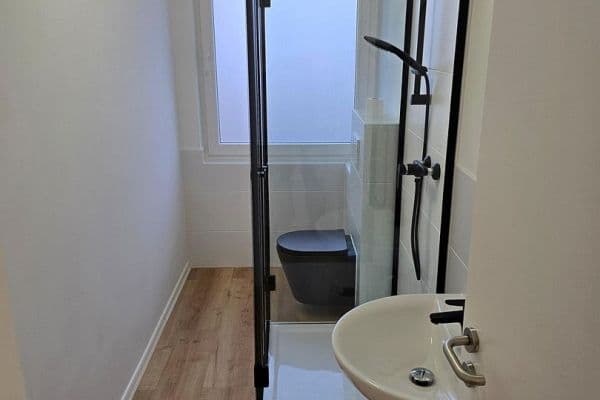 Prenájom bytu 2-izbový 50 m², Tilsiter Straße 3, Heiligenhaus Prenájom bytu 2-izbový 50 m², Tilsiter Straße 3, Heiligenhaus