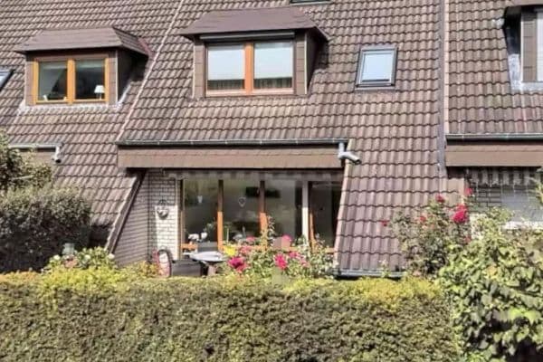 Predaj domu 124 m², pozemek 300 m², Königsberger Straße 1b, Scharbeutz Predaj domu 124 m², pozemek 300 m², Königsberger Straße 1b, Scharbeutz