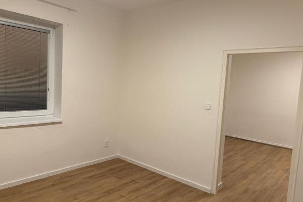 Prenájom bytu 2-izbový 52 m², Dvořákova, Rudná Prenájom bytu 2-izbový 52 m², Dvořákova, Rudná