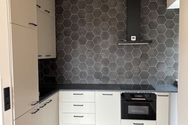 Prenájom bytu 2-izbový 56 m², Na Farkáně Ⅲ, Praha Prenájom bytu 2-izbový 56 m², Na Farkáně Ⅲ, Praha