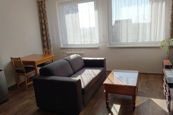 Prenájom bytu 2-izbový 45 m², Kpt. Stránského, Praha Prenájom bytu 2-izbový 45 m², Kpt. Stránského, Praha