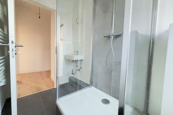 Predaj bytu 2-izbový 52 m², Osloer Straße 115, Berlin, Berlín Predaj bytu 2-izbový 52 m², Osloer Straße 115, Berlin, Berlín