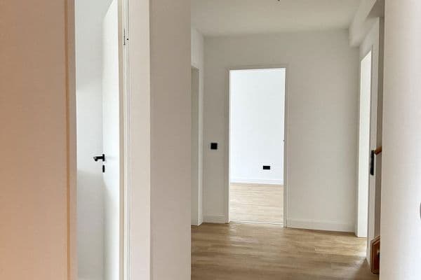 Prenájom bytu 3-izbový 100 m², Horbacherstraße 333, Aachen Prenájom bytu 3-izbový 100 m², Horbacherstraße 333, Aachen