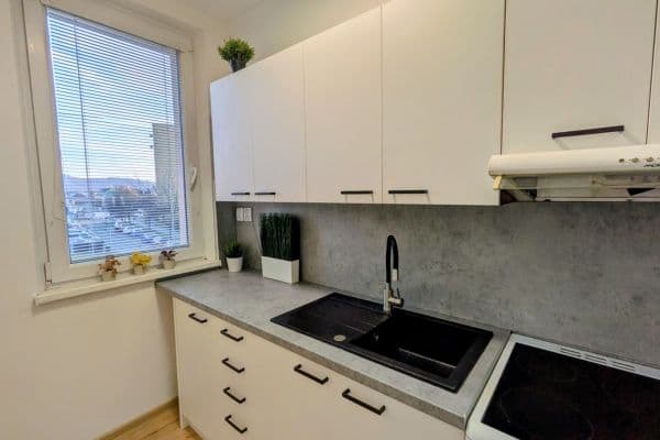 Predaj bytu 2-izbový 52 m², Čsl. armády, Šumperk, Olomoucký kraj Predaj bytu 2-izbový 52 m², Čsl. armády, Šumperk, Olomoucký kraj