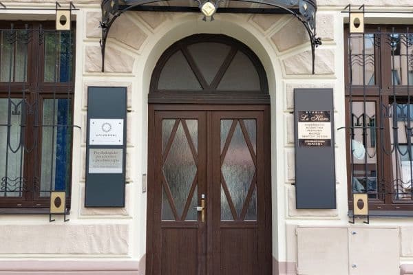 Prenájom bytu 3-izbový 82 m², Krátkého, Praha Prenájom bytu 3-izbový 82 m², Krátkého, Praha