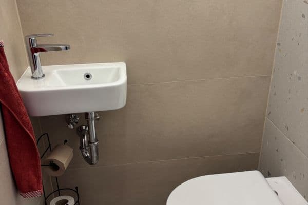 Prenájom bytu 3-izbový 66 m², Kosmonautů, Pardubice Prenájom bytu 3-izbový 66 m², Kosmonautů, Pardubice