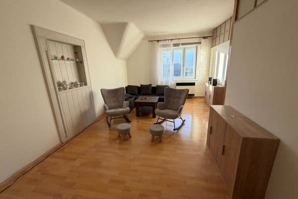 Predaj bytu 4-izbový 125 m², Pražská, Lety Predaj bytu 4-izbový 125 m², Pražská, Lety