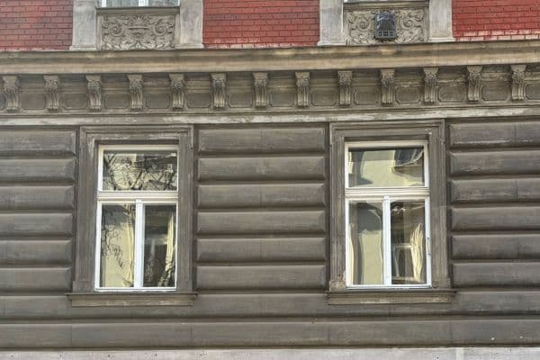 Prenájom bytu 1-izbový 49 m², Slezská, Praha Prenájom bytu 1-izbový 49 m², Slezská, Praha