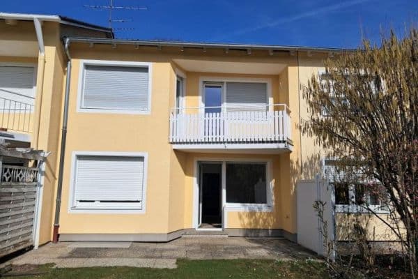 Prenájom domu 130 m², pozemek 237 m², Planegg, Bavorsko Prenájom domu 130 m², pozemek 237 m², Planegg, Bavorsko