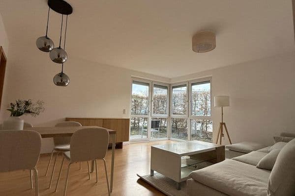 Prenájom bytu 2-izbový 57 m², Gärtnerstraße 31, Augsburg, Bavorsko Prenájom bytu 2-izbový 57 m², Gärtnerstraße 31, Augsburg, Bavorsko