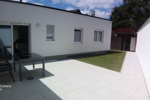 Predaj domu 125 m², pozemek 431 m², Augsburg Predaj domu 125 m², pozemek 431 m², Augsburg