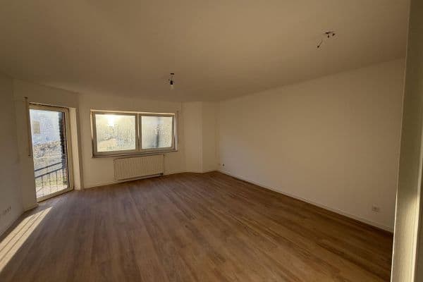 Prenájom bytu 3-izbový 73 m², Köln Prenájom bytu 3-izbový 73 m², Köln