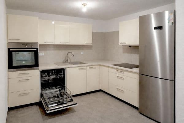 Prenájom bytu 2-izbový 50 m², Pforzheim, Bádensko-Wurttembersko Prenájom bytu 2-izbový 50 m², Pforzheim, Bádensko-Wurttembersko