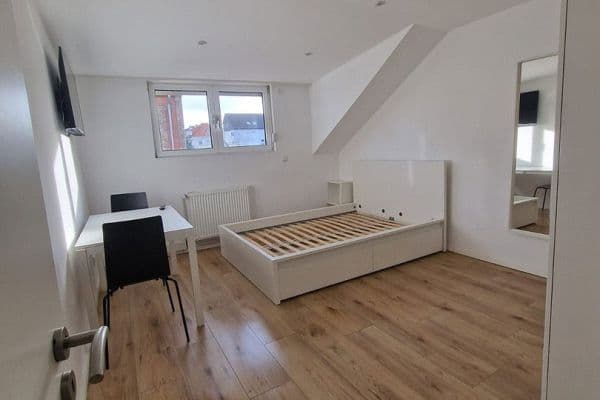 Prenájom bytu 1-izbový 35 m², Pfortenstrasse 18, Frankfurt am Main, Hesensko Prenájom bytu 1-izbový 35 m², Pfortenstrasse 18, Frankfurt am Main, Hesensko