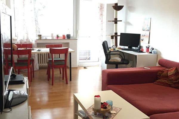 Prenájom bytu 2-izbový 63 m², Rheinstr. 16, Krefeld Prenájom bytu 2-izbový 63 m², Rheinstr. 16, Krefeld