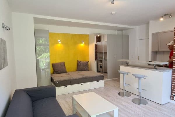 Prenájom bytu 1-izbový 35 m², Fredericiastrass 3, Berlin, Berlín Prenájom bytu 1-izbový 35 m², Fredericiastrass 3, Berlin, Berlín