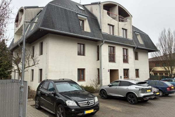 Predaj bytu 2-izbový 43 m², Hořelické náměstí, Rudná Predaj bytu 2-izbový 43 m², Hořelické náměstí, Rudná