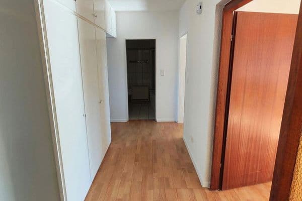 Prenájom bytu 2-izbový 74 m², Sprockhövel Prenájom bytu 2-izbový 74 m², Sprockhövel