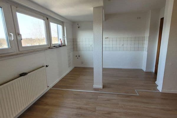 Prenájom bytu 4-izbový 90 m², Buschhausener Straße 72, Oberhausen Prenájom bytu 4-izbový 90 m², Buschhausener Straße 72, Oberhausen