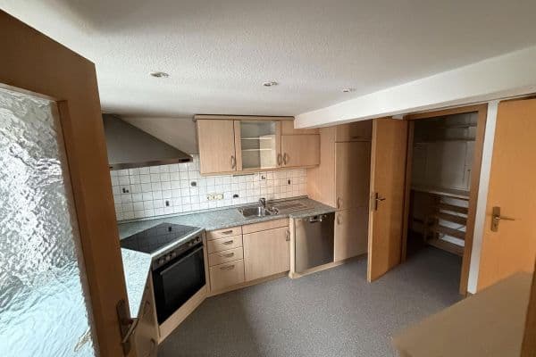 Prenájom bytu 4-izbový 107 m², Am Rübenstein 3, Ebsdorfergrund Prenájom bytu 4-izbový 107 m², Am Rübenstein 3, Ebsdorfergrund