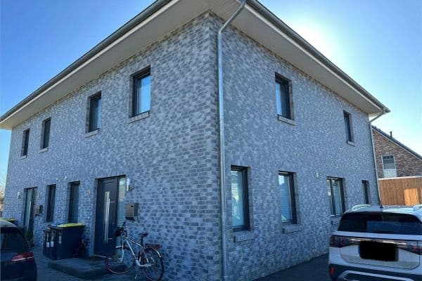 Prenájom domu 135 m², pozemek 666 m², Schwarmstedt Prenájom domu 135 m², pozemek 666 m², Schwarmstedt